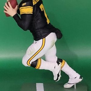 BR NFL 28 tb uniform 373 of 1000 3