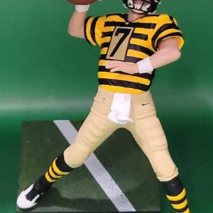 BR NFL Madden 17 2 tb uniform 2