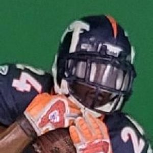 CB NFL 16 Broncos 1