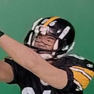 HW NFL Exc target black jersey 1
